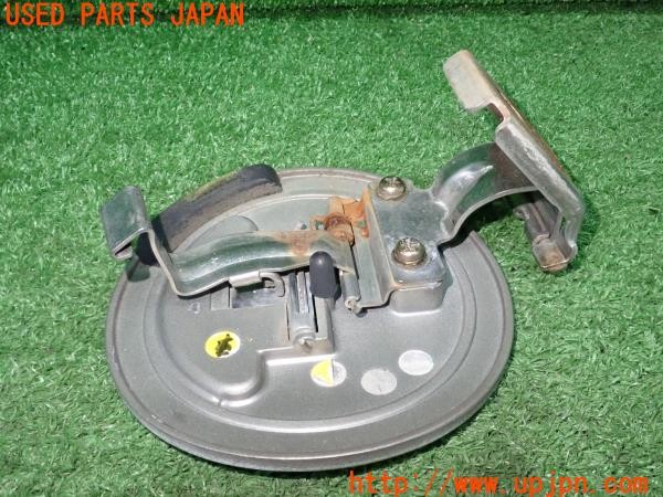 3UPJ=9236630012]ビート(PP1)前期 純正オプション フューエルリッド 給油口 カバー 中古_2