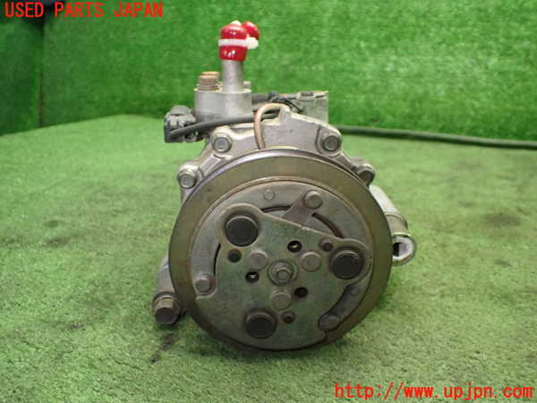 1UPJ-9236636025]ビート(PP1)エアコンコンプレッサー 中古_3