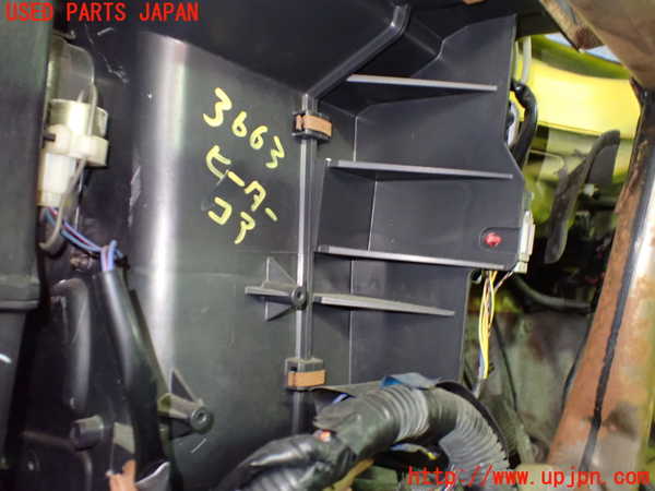 1UPJ-9236636100]ビート(PP1)ヒーターコア 中古_3