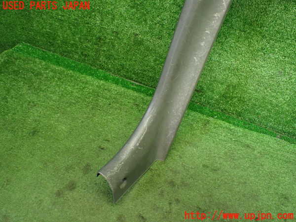 1UPJ-9236637675]ビート(PP1)右リアピラートリム 中古_3