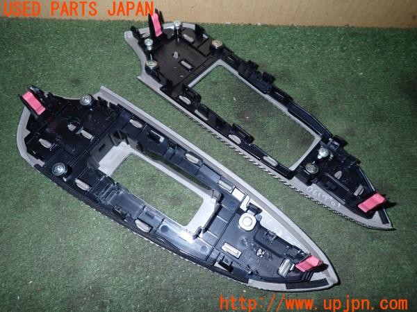 3UPJ=9236640645]レクサス RC F カーボンエクステリアパッケージ(USC10)純正 カーボントリム ドアスイッチパネル グローブボックス 中古_4