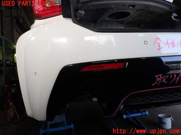 1UPJ-9236641610]レクサス・RC F(USC10)リアバンパー 中古_4