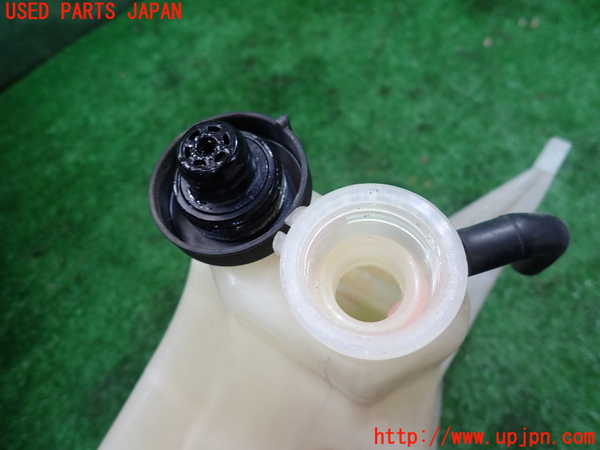 1UPJ-9236642410]レクサス・RC F(USC10)ラジエータータンク 中古_3