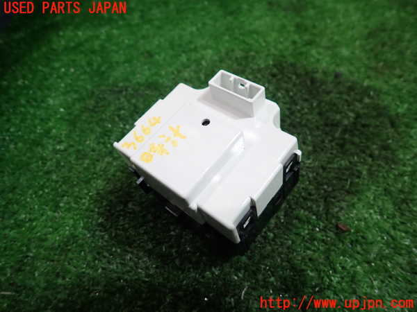 1UPJ-9236647850]レクサス・RC F(USC10)時計 中古_3