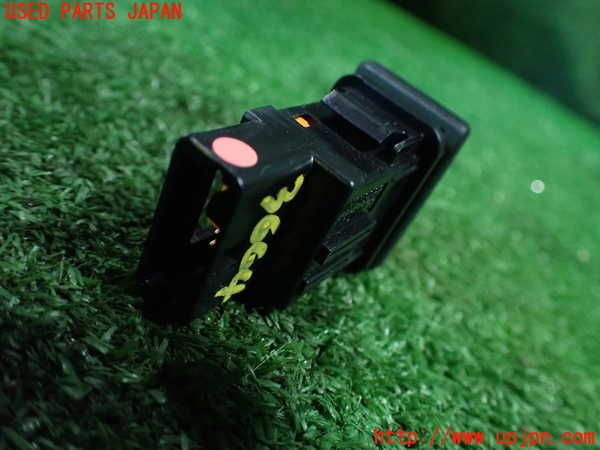 1UPJ-9236646310]レクサス・RC F(USC10)スイッチ5 中古_2