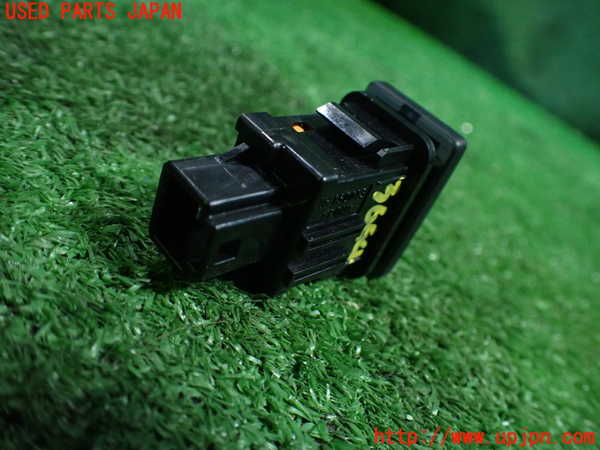 1UPJ-9236646311]レクサス・RC F(USC10)スイッチ6 (ソナー) 中古_2
