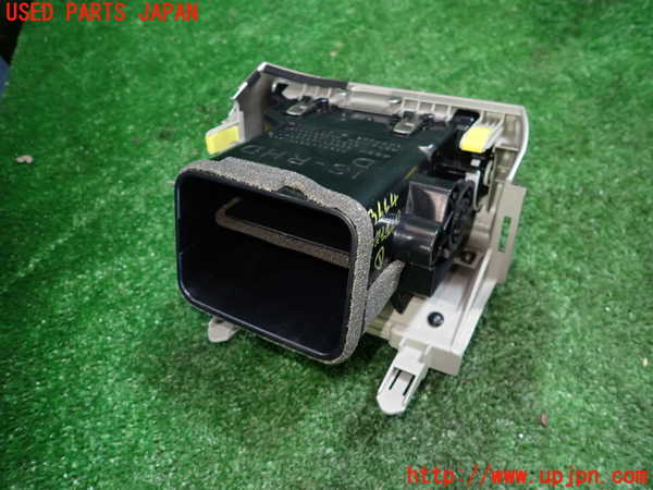 1UPJ-9236647526]レクサス・RC F(USC10)エアコン吹き出し口1 中古_3