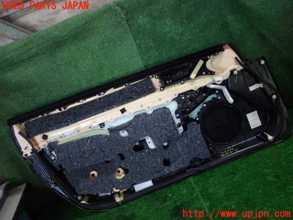 1UPJ-9236641234]レクサス・RC F(USC10)右ドア内張り 中古_4