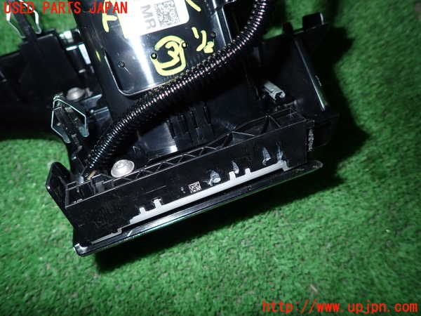 1UPJ-9236657528]BMW ミニ(MINI)クーパーS(XR20MW)(F56)エアコン吹き出し口3 (真中) 中古_4