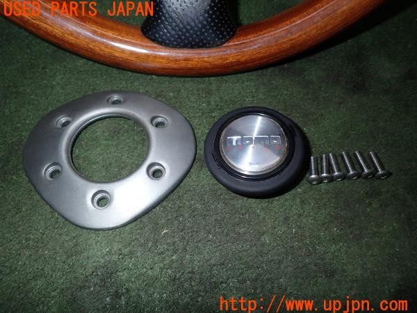 3UPJ=9236660617]ハイエースワゴン(KZH100G)MOMO FIGHTER モモ ファイター ステアリング ウッド レザー 350mm 中古_3