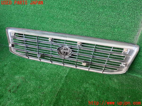1UPJ-9236661050]ハイエースワゴン100系(KZH100G)ラジエターグリル 中古_3