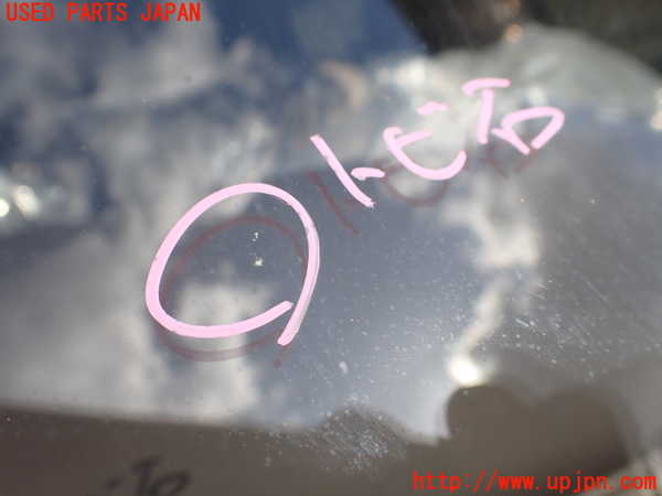 1UPJ-9236661195]ハイエースワゴン100系(KZH100G)フロントガラス 中古 ASAHI M395_4