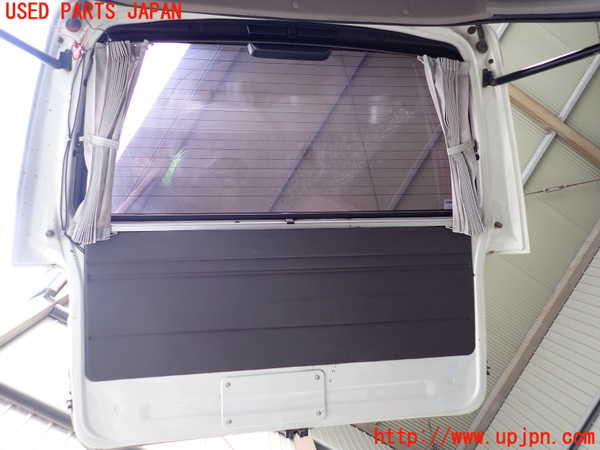 1UPJ-9236661566]ハイエースワゴン100系(KZH100G)バックドア リアゲート ハッチ 中古_2