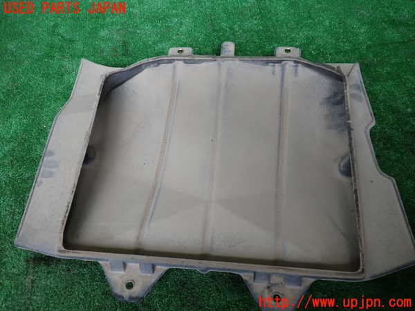 1UPJ-9236661721]ハイエースワゴン100系(KZH100G)アンダーカバー1 中古_2