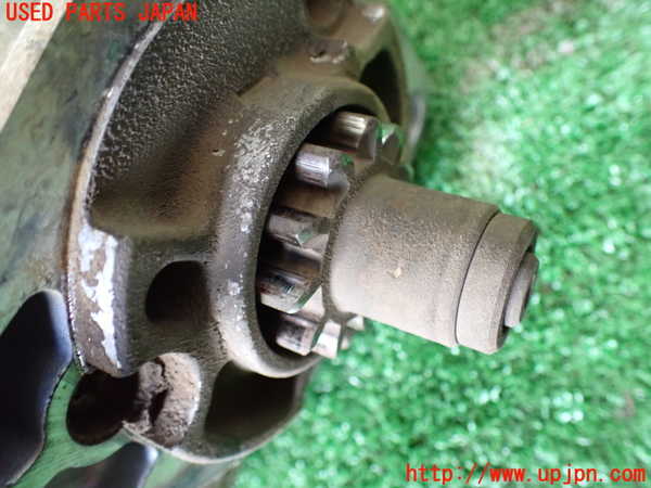 1UPJ-9236666010]ハイエースワゴン100系(KZH100G)セルモーター 中古_3