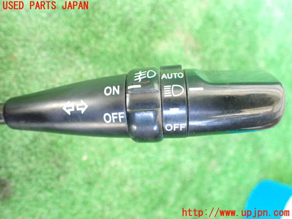 1UPJ-9236666720]ハイエースワゴン100系(KZH100G)コンビネーションスイッチ 中古_3