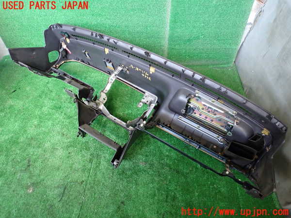 1UPJ-9236667505]ハイエースワゴン100系(KZH100G)ダッシュボード 中古_4