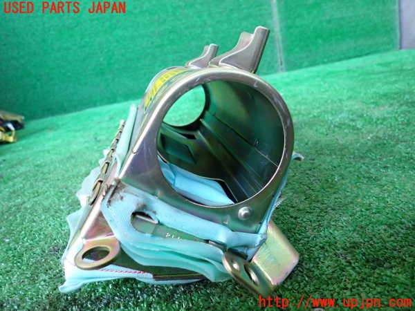 1UPJ-9236667870]ハイエースワゴン100系(KZH100G)助手席側エアバッグカバー 中古_3