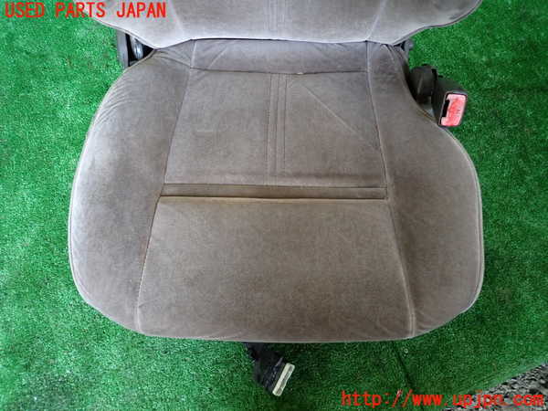 1UPJ-9236667035]ハイエースワゴン100系(KZH100G)運転席シート 中古_3