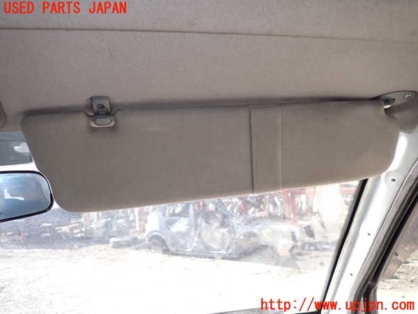 1UPJ-9236667625]ハイエースワゴン100系(KZH100G)室内サンバイザー右側 中古_2
