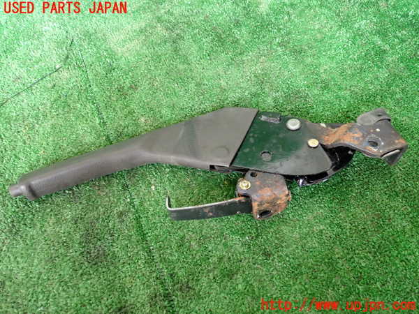 1UPJ-9236667550]ハイエースワゴン100系(KZH100G)サイドブレーキレバー 中古_2