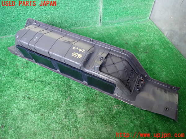 1UPJ-9236667740]ハイエースワゴン100系(KZH100G)スカッフプレート 中古_2