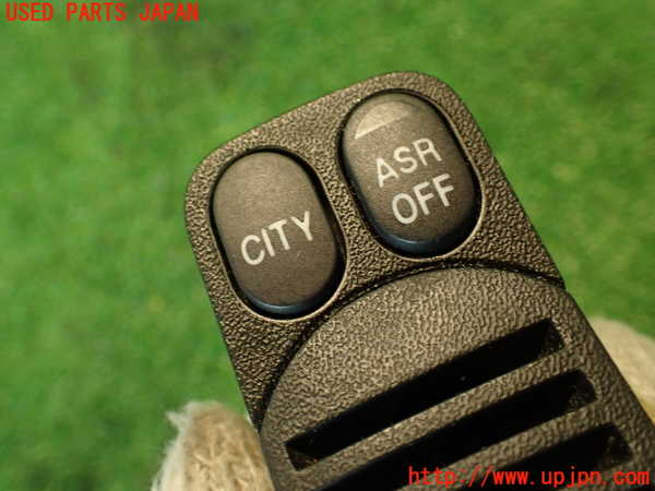 2UPJ-9236676306]アルファロメオ・147 GTA(937AXL)スイッチ1 (ASR OFF) 中古_3