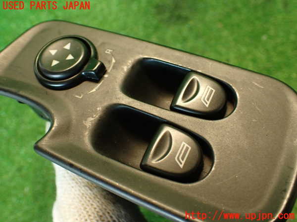 2UPJ-9236676240]アルファロメオ・147 GTA(937AXL)右パワーウィンドウスイッチ 中古_3