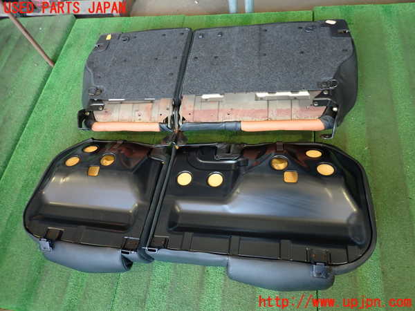 2UPJ-9236677385]アルファロメオ・147 GTA(937AXL)リアシート 中古_5