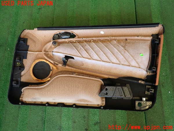 2UPJ-9236671264]アルファロメオ・147 GTA(937AXL)左前ドア内張り 中古_5