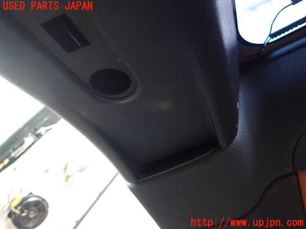 2UPJ-9236677675]アルファロメオ・147 GTA(937AXL)右リアピラートリム 中古_4