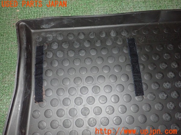 3UPJ=9236680634]BMW 525i(NU25 E60)後期 純正 ラゲッジトレイ ラゲッジマット トランクマット 中古_2