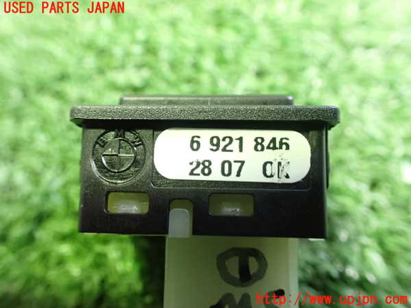 2UPJ-9236686306]BMW 525i(NU25)(E60)スイッチ1 (トランク) 中古_3