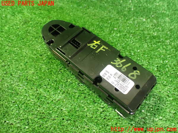 2UPJ-9236686240]BMW 525i(NU25)(E60)右前パワーウィンドウスイッチ 中古_2