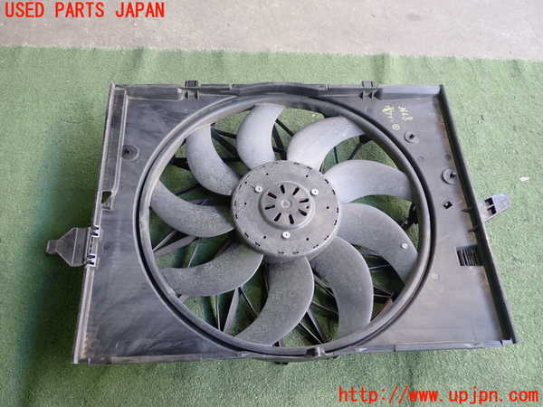 2UPJ-9236686836]BMW 525i(NU25)(E60)電動ファン1 中古_4