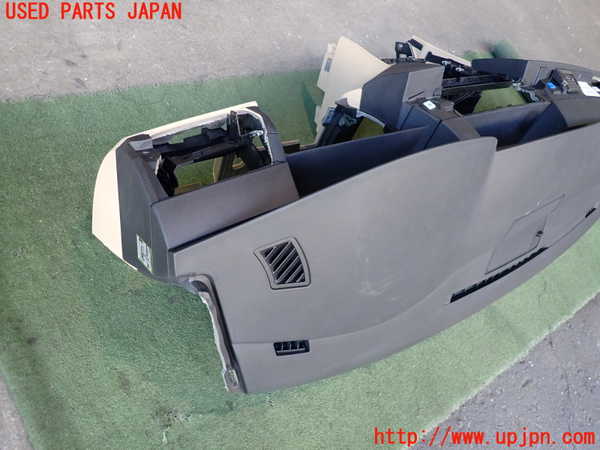 2UPJ-9236687505]BMW 525i(NU25)(E60)ダッシュボード 中古_2