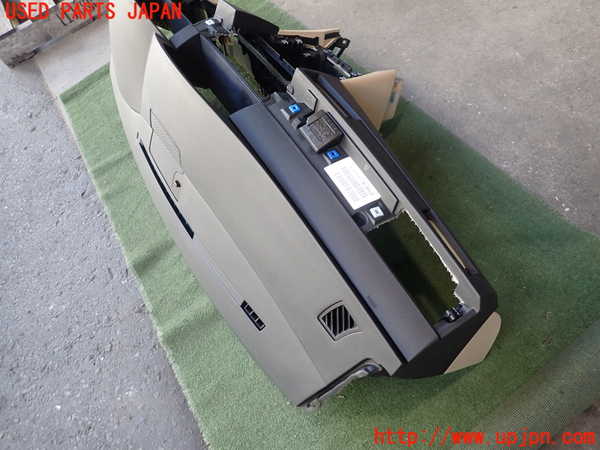 2UPJ-9236687505]BMW 525i(NU25)(E60)ダッシュボード 中古_3