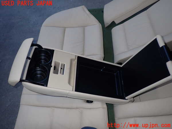 2UPJ-9236687385]BMW 525i(NU25)(E60)リアシート 中古_4