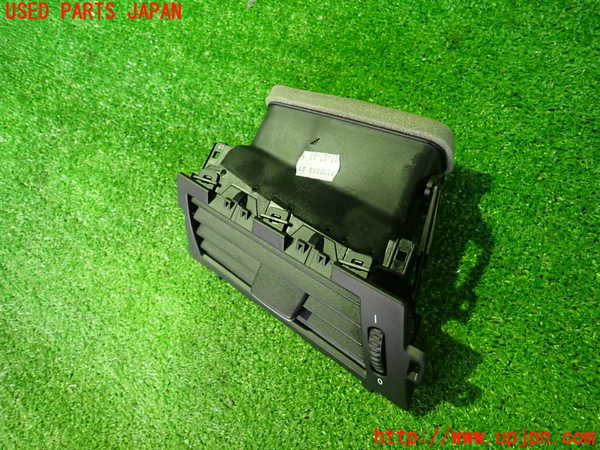 2UPJ-9236687528]BMW 525i(NU25)(E60)エアコン吹き出し口3 (左側) 中古_2