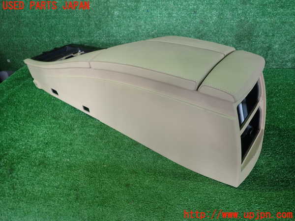 2UPJ-9236687540]BMW 525i(NU25)(E60)センターコンソール 中古_4