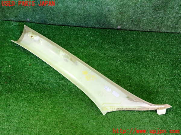 2UPJ-9236687655]BMW 525i(NU25)(E60)右フロントピラートリム 中古_2