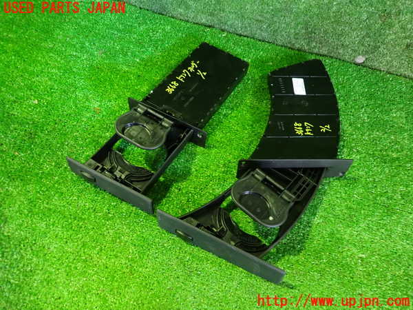 2UPJ-9236687810]BMW 525i(NU25)(E60)ドリンクホルダー 中古_5