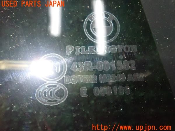 3UPJ=9236700012]BMW 523d ツーリング(MX20 F11)前期 純正 右リアガラス 中古_4