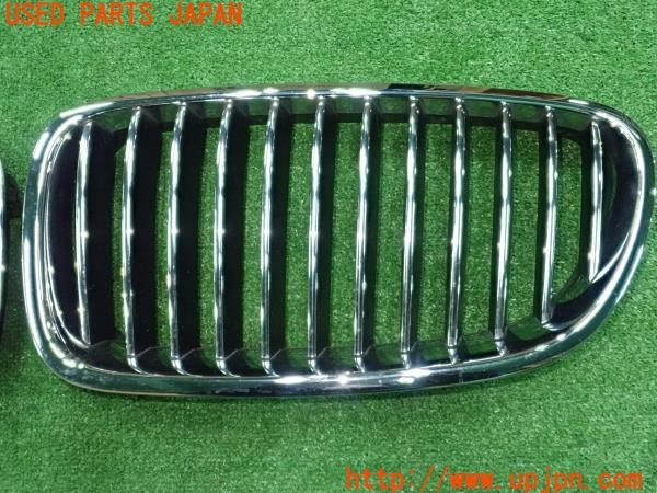3UPJ=9236700047]BMW 523d ツーリング(MX20 F11)前期 純正 フロントグリル キドニーグリル  中古_3