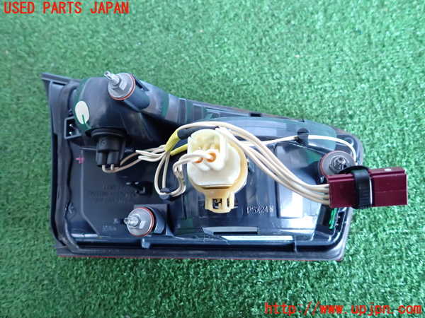 2UPJ-9236701550]BMW 523d ツーリング F11(MX20)右リアフィニッシャー 中古_2