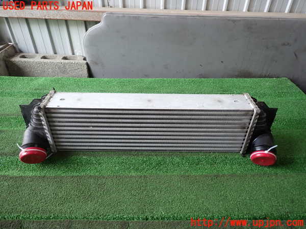 2UPJ-9236702451]BMW 523d ツーリング F11(MX20)インタークーラー1 中古_2