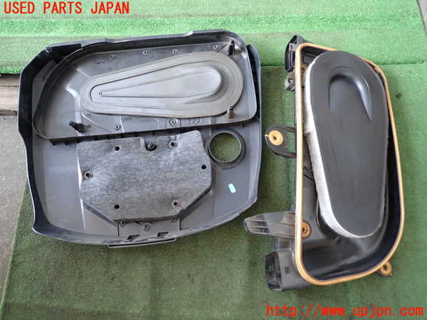 2UPJ-9236702560]BMW 523d ツーリング F11(MX20)エアクリーナーボックス 中古_3