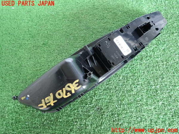 2UPJ-9236706240]BMW 523d ツーリング F11(MX20)右前パワーウィンドウスイッチ 中古_2