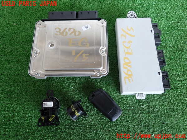 2UPJ-9236706110]BMW 523d ツーリング F11(MX20)エンジンコンピューター 中古 DDE_2