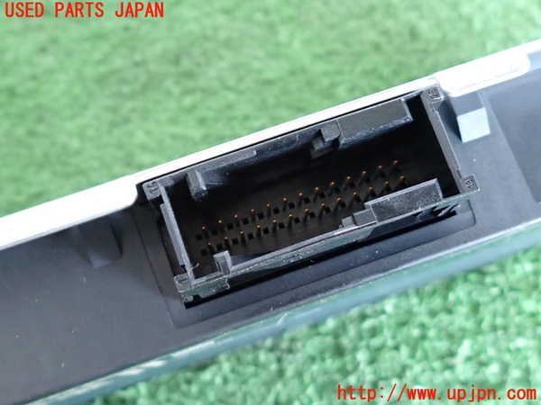 2UPJ-9236706153]BMW 523d ツーリング F11(MX20)コンピューター8 中古 9273628901_4